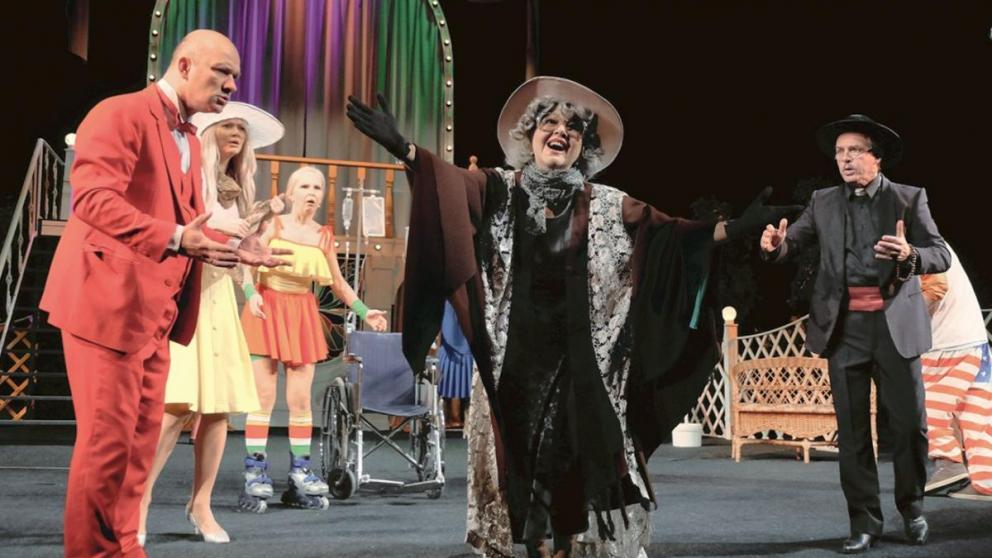 Спектакли «Фирс» и «Примадонны» в Ставрополе: у каждого свой зритель