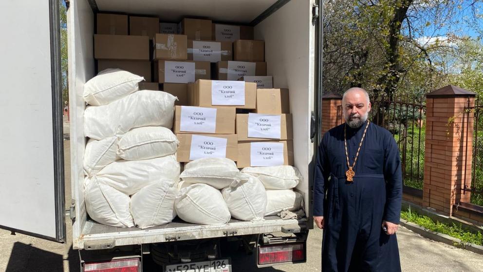 Более 4 тысяч куличей отправили бойцам из Новоалександровского округа Ставрополья 