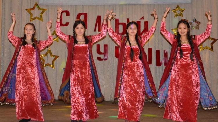 В Туркменском районе организовали конкурс талантов «Самый лучший»