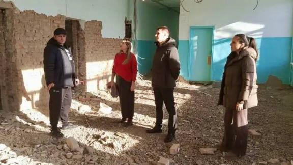 В посёлке Айгурском стартовал капитальный ремонт школы в рамках нацпроекта