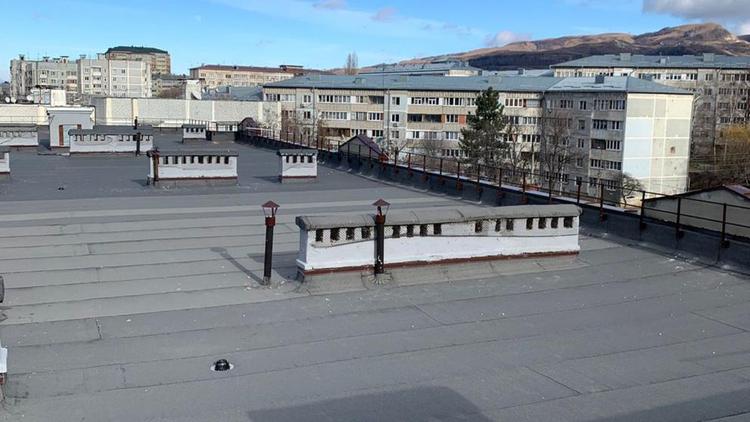 В Кисловодске завершили капремонт крыш двух пятиэтажных домов