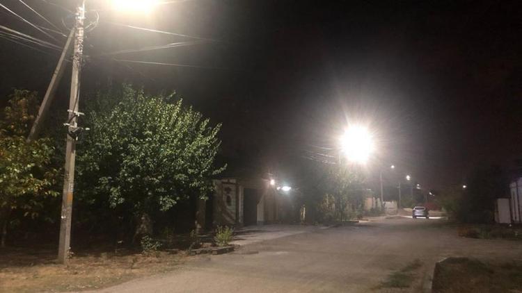 Новые фонари зажгли в 204-м квартале Ставрополя