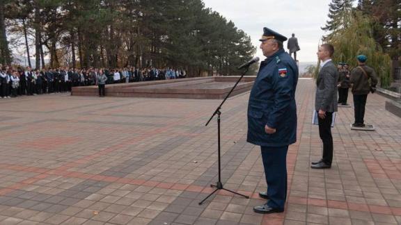 В Пятигорске торжественно проводили новобранцев на службу в армию