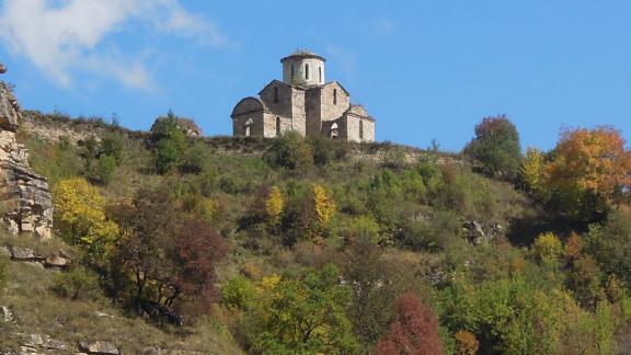 Как сохранить уникальные старинные храмы в КЧР