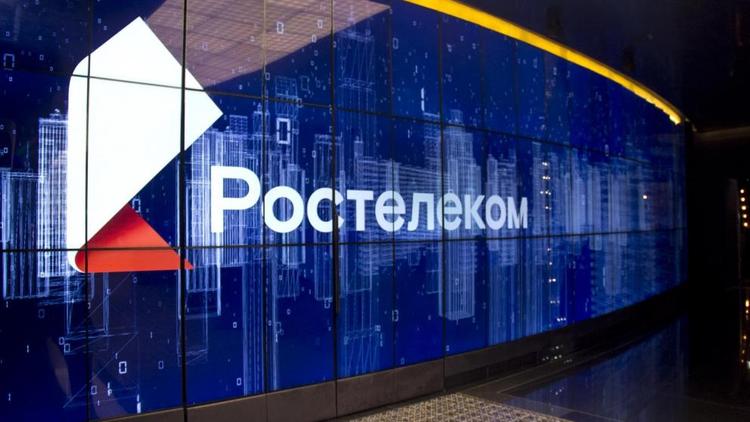 «Чемпионы добрых дел»: образовательный курс «Ростелекома» лидирует в федеральном конкурсе соцпроектов
