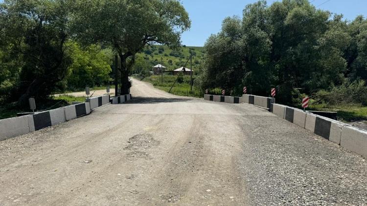 В селе Предгорного округа Ставрополья восстановили мост 
