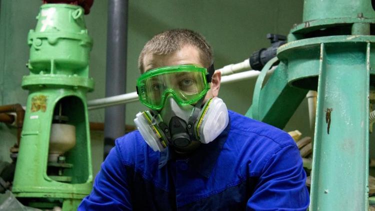 Владимир Владимиров поздравил ставропольцев с Днём химика