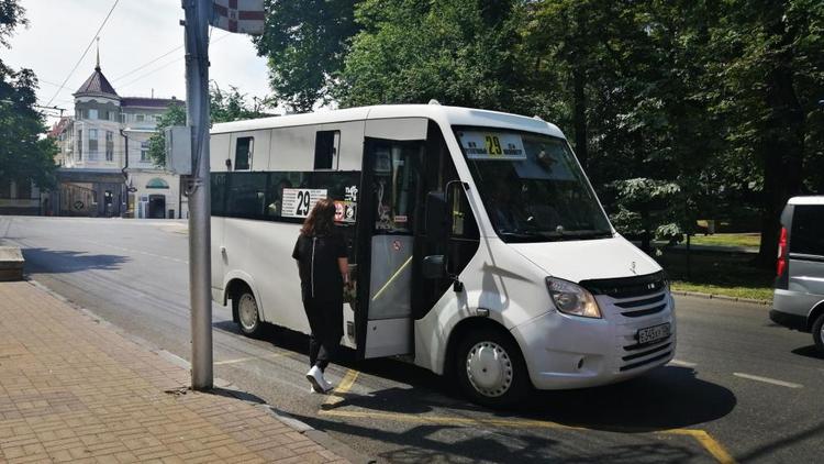 Терминалы безналичной оплаты установят в Ставрополе в маршрутках № 29