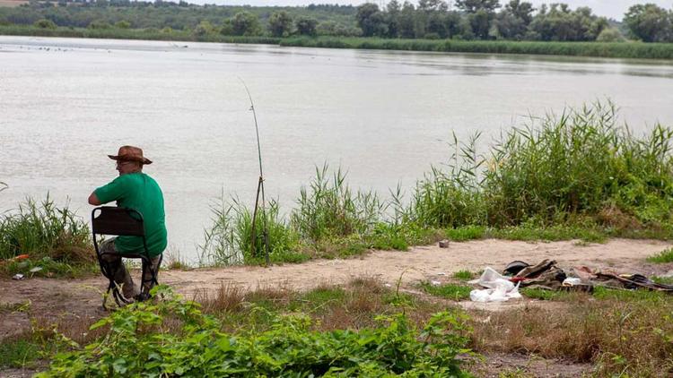 Ставропольцам напомнили о правилах рыболовства в Астраханской области