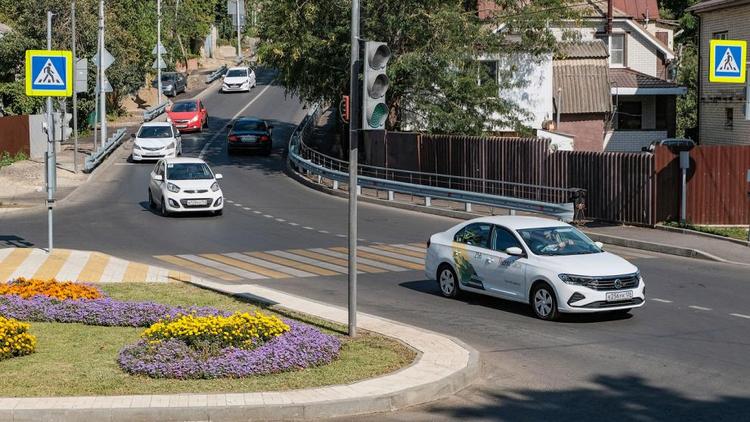 Более 5 километров дороги отремонтируют в Ипатовском округе Ставрополья