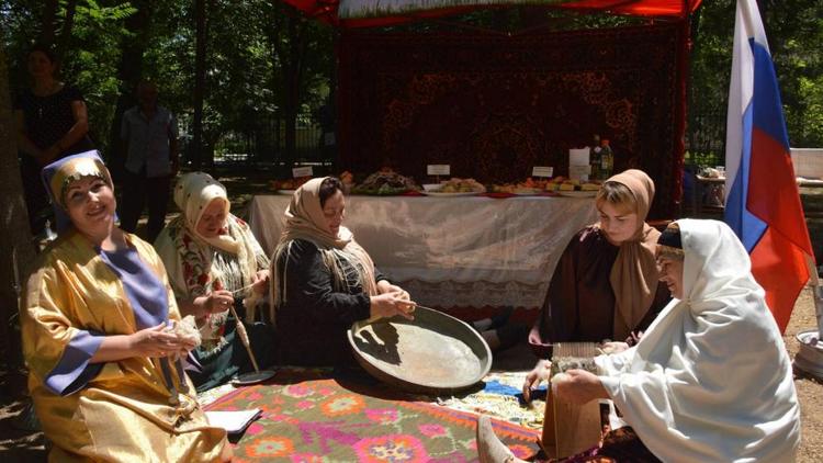 В Курском округе прошëл межрегиональный фестиваль национальных культур