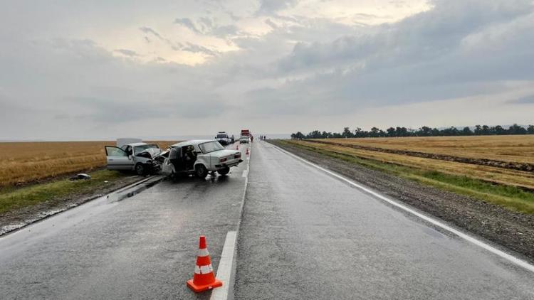 Два человека погибли в ДТП с начинающим водителем на Ставрополье