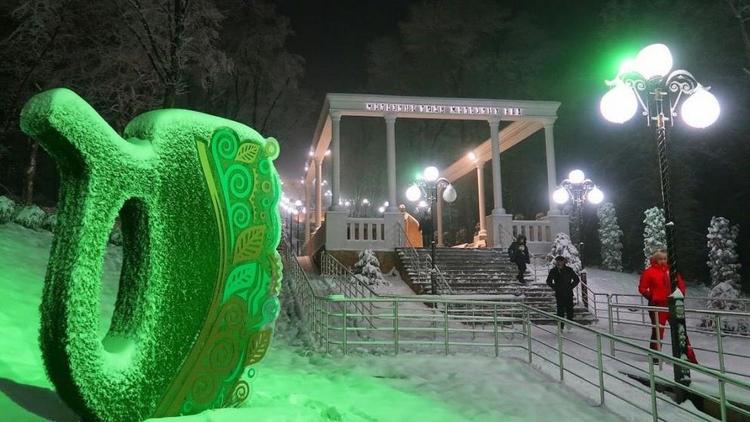 Железноводск украсят брендированными новогодними украшениями