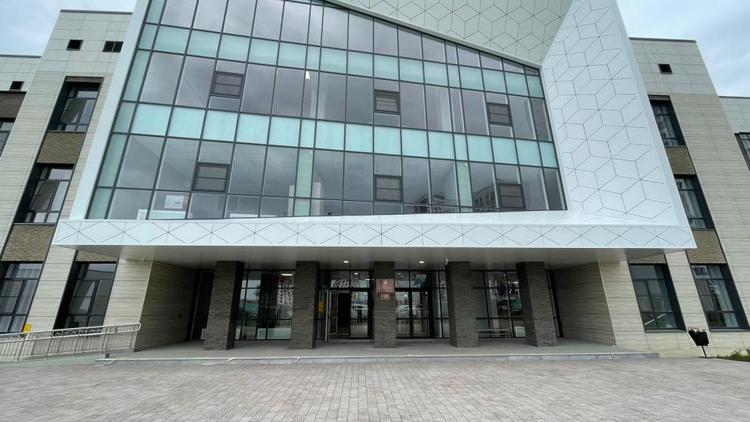 На Ставрополье завершается строительство крупнейшей школы