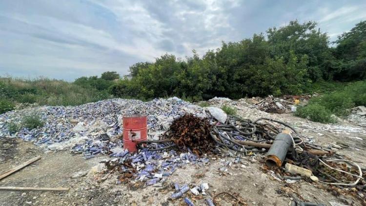Владельцы гаражей в Ставрополе уберут свалку на границе Таманской лесной дачи
