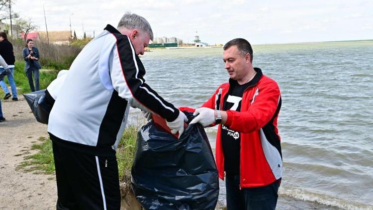 В Буденовском округе Ставрополья берега Буйволы стали чище