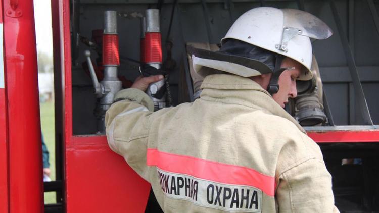 В посёлке Мирном сгорел дом многодетной матери-одиночки