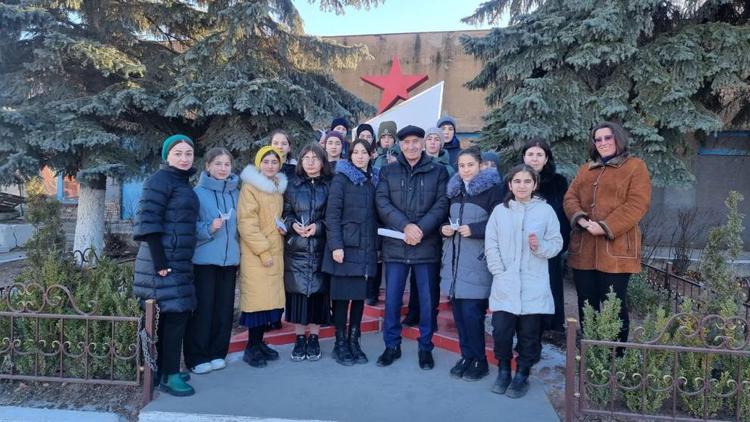 В Предгорье волонтеры и активисты Молодой Гвардии почтили память защитников Родины