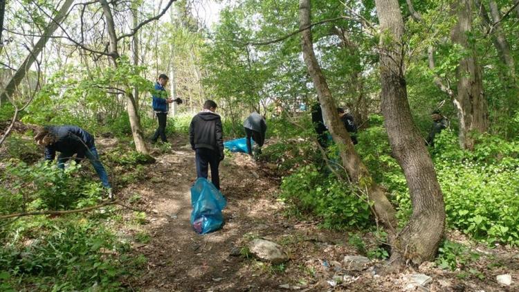 В Ставрополе убрали более десяти тонн мусора