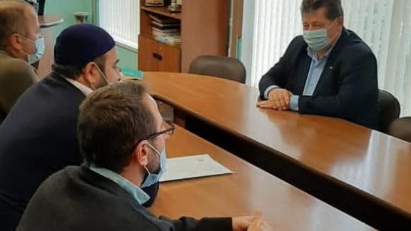 Администрация и мусульманская община Курского округа сотрудничают в воспитании молодёжи