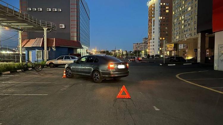 Автоледи сбила подростка на велосипеде в Ставрополе