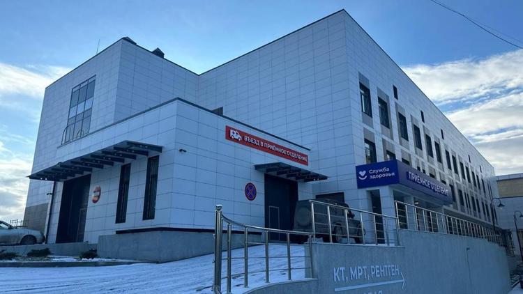 В новом корпусе больницы Кисловодска впервые появился аппарат ангиографии сосудов