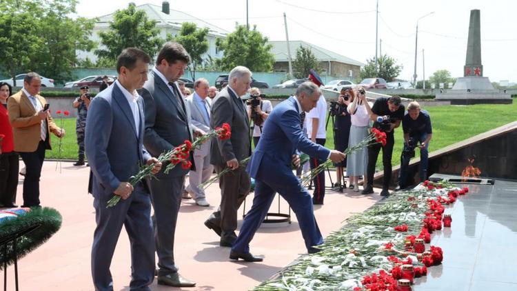 В Крыму появился памятник воинам-ставропольцам