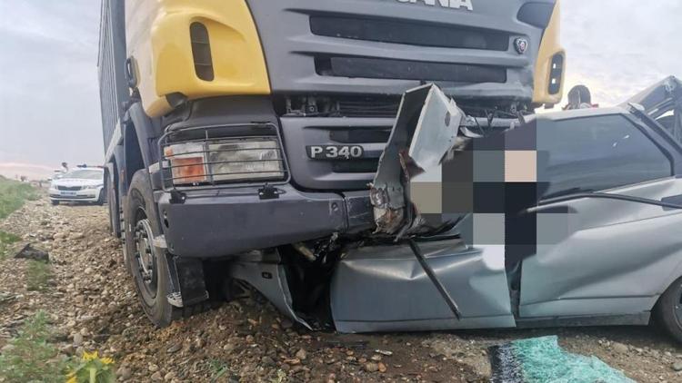 Водитель легковушки погиб в ДТП с грузовиком в Шпаковском округе