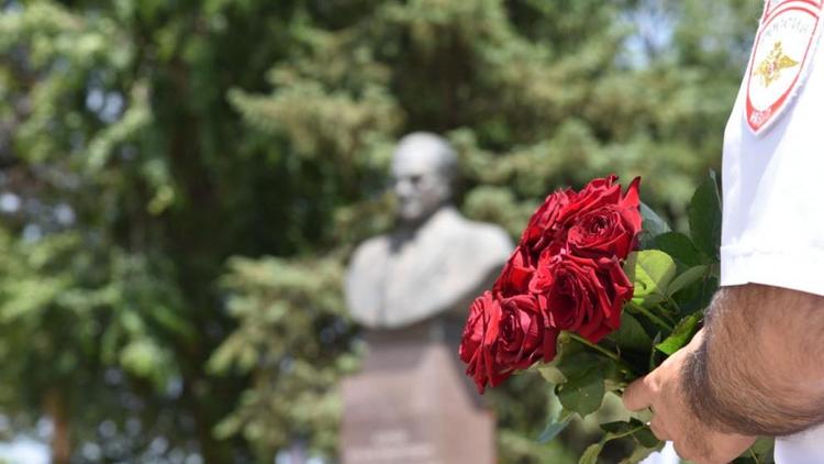 На Ставрополье почтили память Юрия Андропова