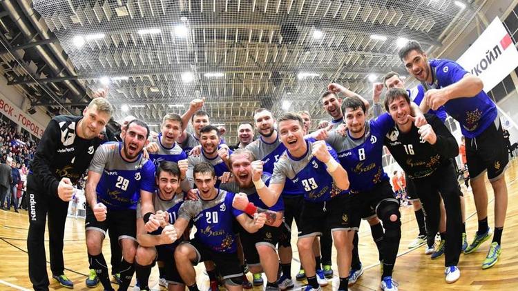 Ставропольские гандболисты прорвались в четвертьфинал «Кубка вызова»