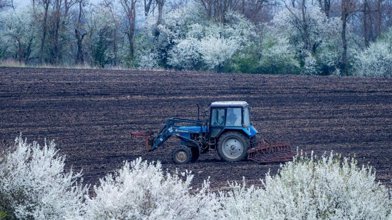 На Ставрополье планируют открыть центр по продаже, ремонту и обслуживанию  сельхозтехники | Ставропольская правда