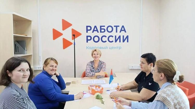 Портал «Работа России» помогает ставропольцам в трудоустройстве