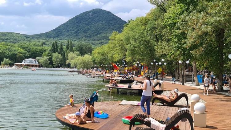 В Железноводске началась подготовка к купальному сезону