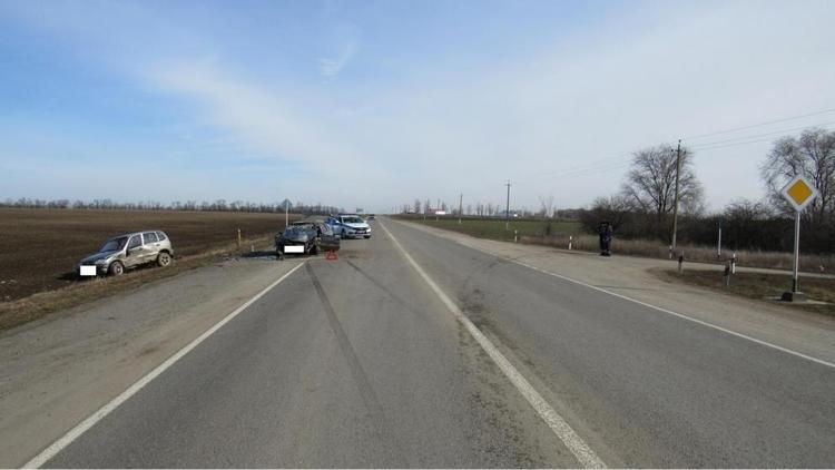 На Ставрополье непристёгнутая пятилетняя девочка попала в больницу после аварии