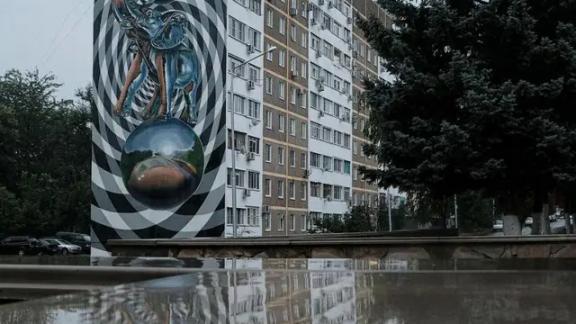 В Солнечнодольске отреставрируют муралы на фасадах многоэтажек