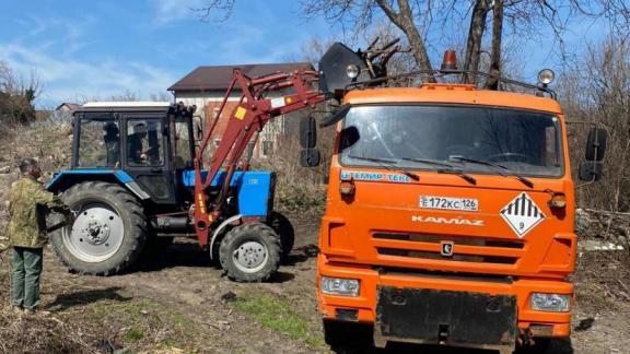 В Ессентуках очистили берег реки Бугунта