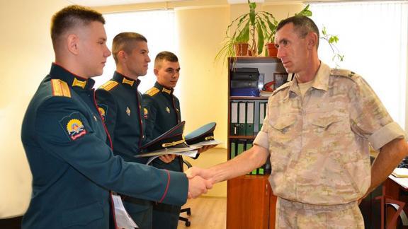 В Северо-Кавказском округе Росгвардии встречают выпускников военных вузов