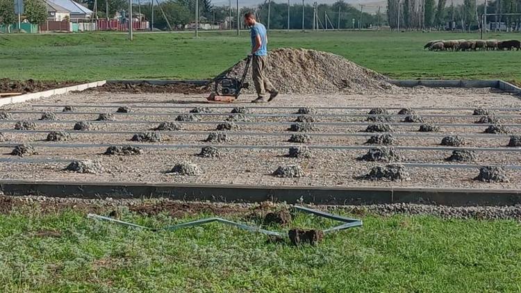 В ставропольской станице по инициативе жителей построят детскую площадку