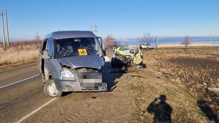 Четыре человека пострадали в ДТП на выезде из Ставрополя