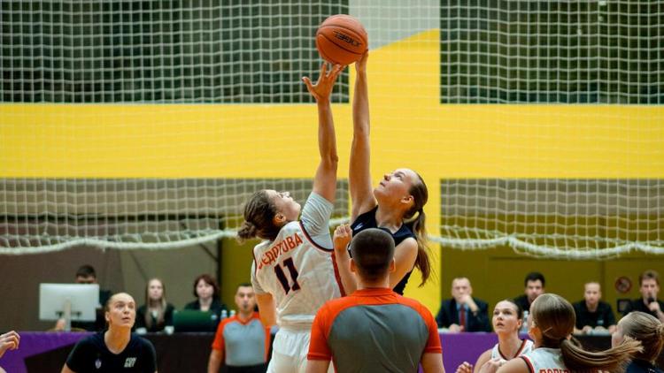 Баскетболистки «Невинномысска» обыграли дома вологодских лидеров