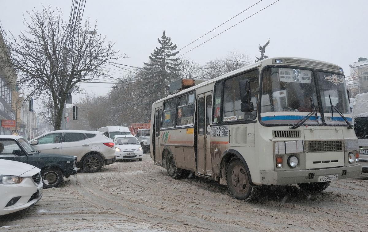 Общественный транспорт ставрополь новости. Городские автобусы Ставрополь. 13 Автобус Ставрополь. Маршрутка 13 Ставрополь. 38 Автобус Ставрополь.