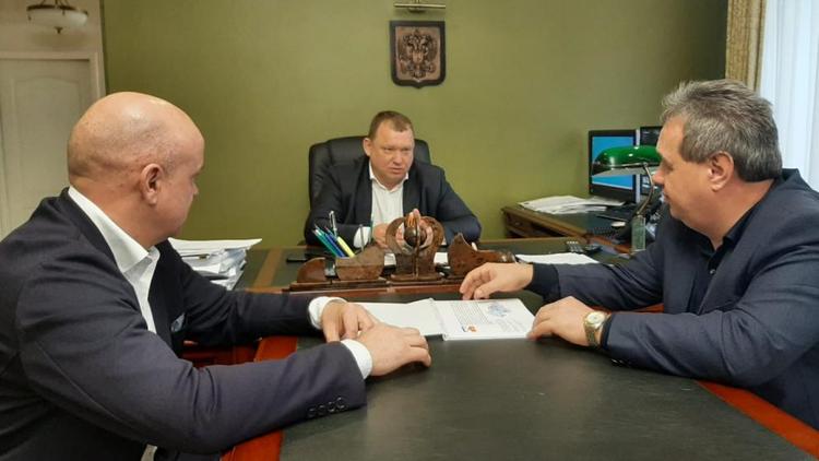 В двух округах Ставрополья хотят открыть пункты по приёму платежей за «коммуналку»