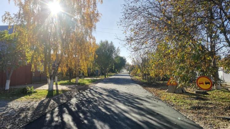 Более километра дороги отремонтировали в станице Курской на Ставрополье