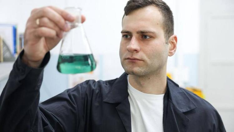 СКФУ разработал инновационный кисломолочный напиток с железом в хелатной форме