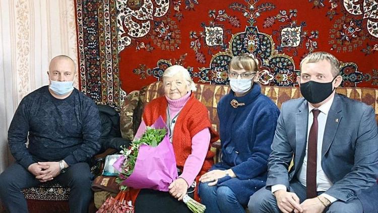 Ветеран войны из Грачёвского округа Ставрополья отметила своё 98-летие