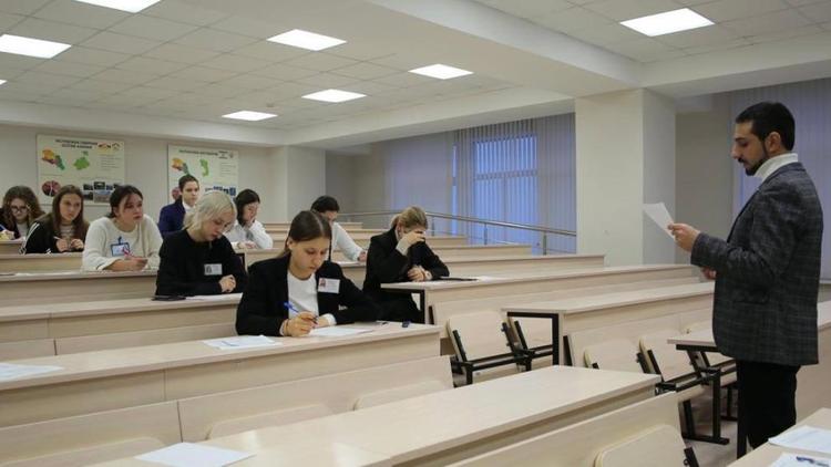 В Ставрополе более 400 школьников приняли участие во всероссийской олимпиаде