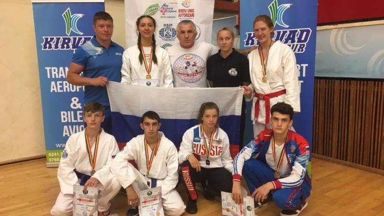 Ставропольские рукопашники успешно выступили на первенстве мира в Румынии