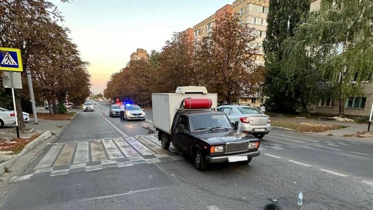 В Ставрополе на пешеходном переходе сбили мать с ребёнком