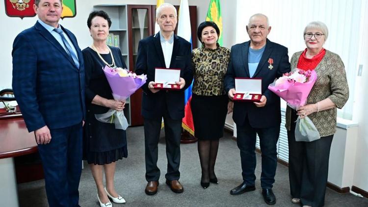 В Будённовском округе Ставрополья вручили медали «За сохранение семейных ценностей»