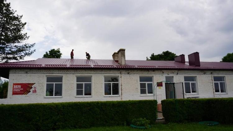 В станице Воровсколесской на Ставрополье обновляют детский сад